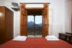 Δωμάτιο με θέα νο2 του Ξενώνα Σεμέλη στην Γκούρα Κορινθίας Ορεινή Κορινθία